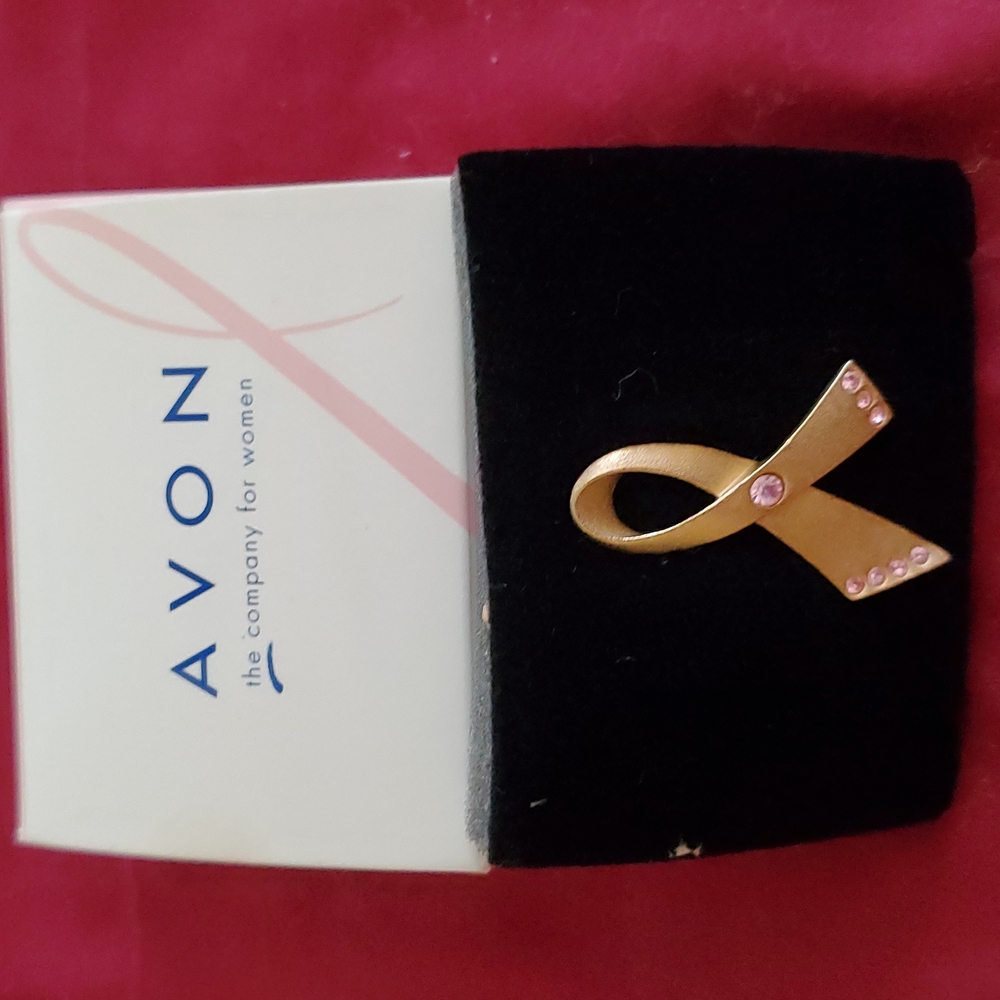 Avon 2000 Pink Ribbon Pin
